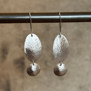Hammered silver dangly earrings
